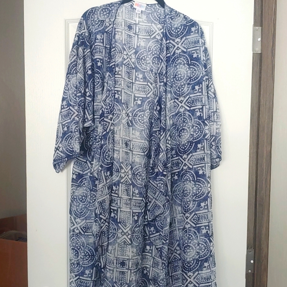 Lularoe Large Shirley